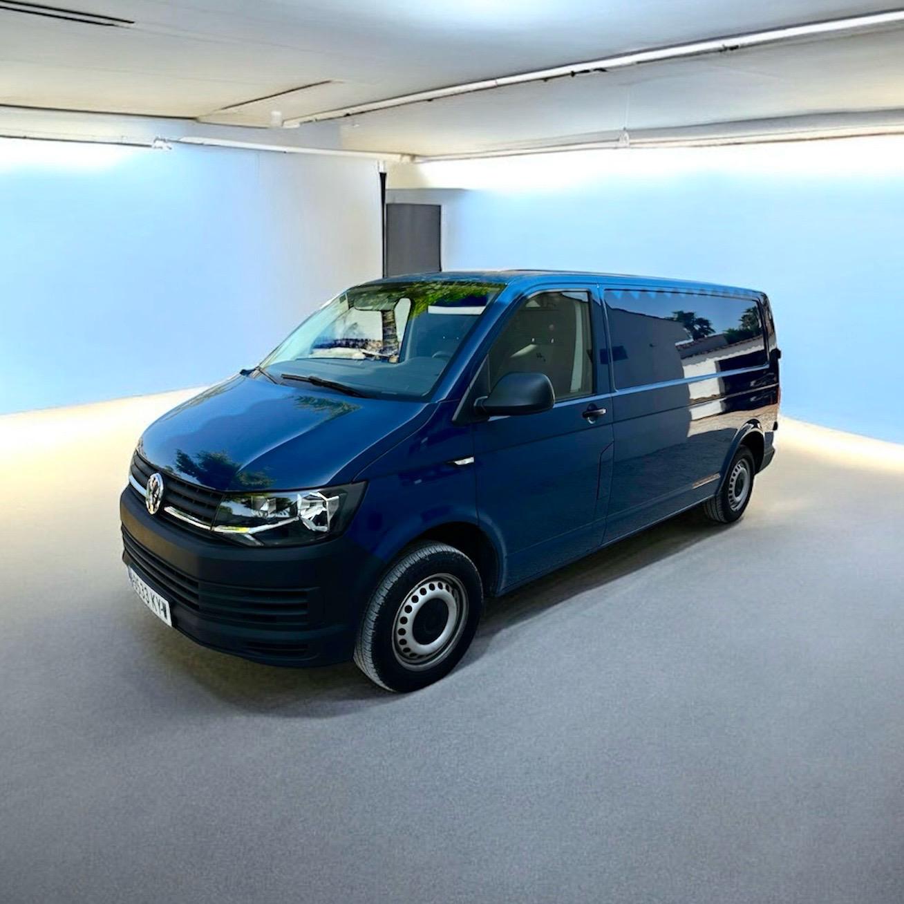 Volkswagen Transporter T6 Larga 2.0 TDI